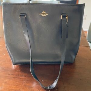 NEW WITH TAGS COACH BAG!
